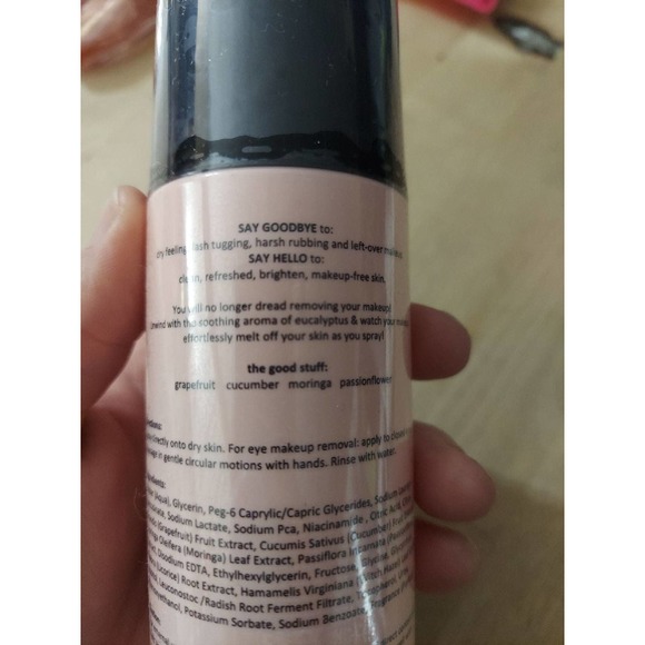 VIKE oil free makeup Remover spray - Picture 4 of 4